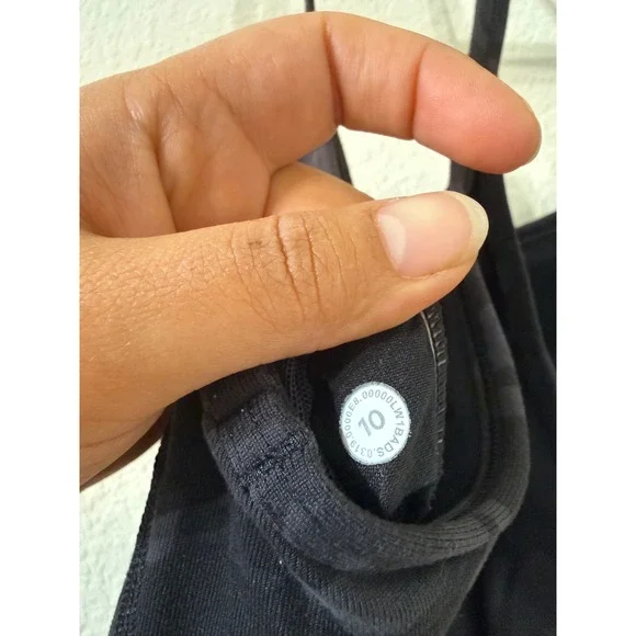 Lululemon Women's Black Camo Strapy Align Tank Top Size 10 Athleisure - Picture 4 of 4